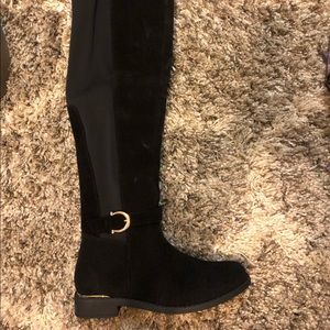 Black JustFab boots